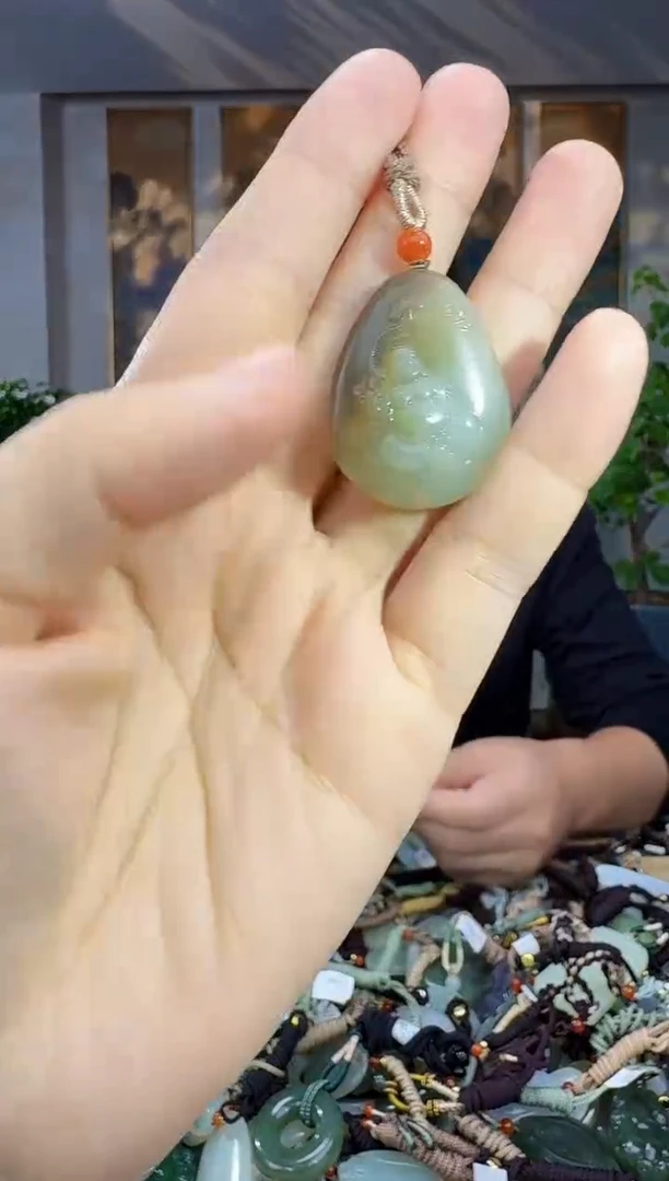 未镶嵌和田玉挂件拍一发一