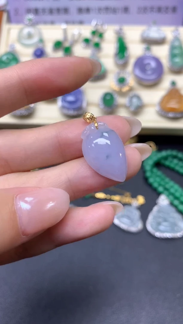 【闪购商品】翡翠吊坠(不含链)18K金镶嵌吊坠|550+55