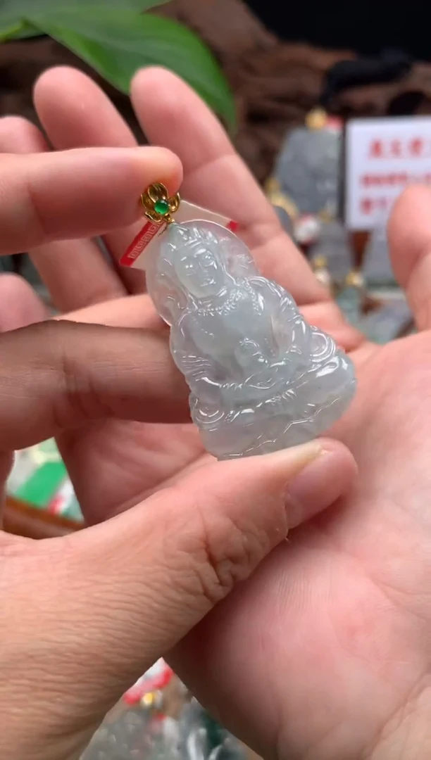 【闪购商品】翡翠颈饰18K金镶嵌度母