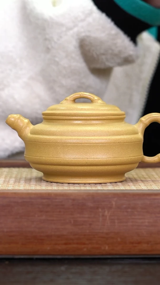 茶壶紫砂XJ   本绿   双线竹鼓    250cc