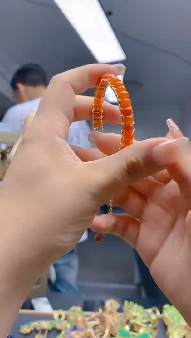 【闪购商品】翡翠耳饰合金302翡翠手镯