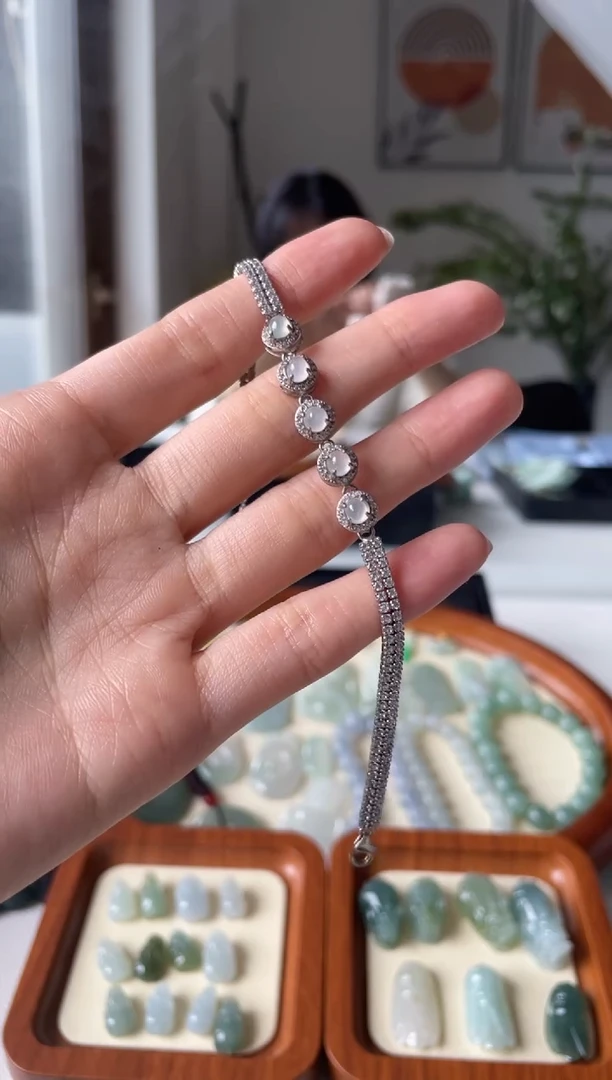 【闪购商品】翡翠手链银S925镶嵌S925 手链