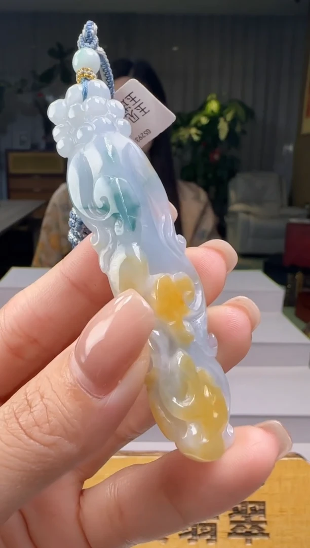 翡翠未镶嵌颈饰XY@@60B7J15609