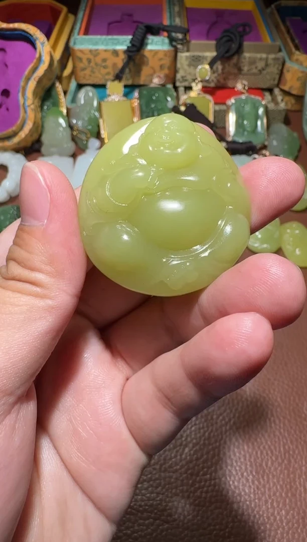 未镶嵌和田玉挂件无**淡和田玉