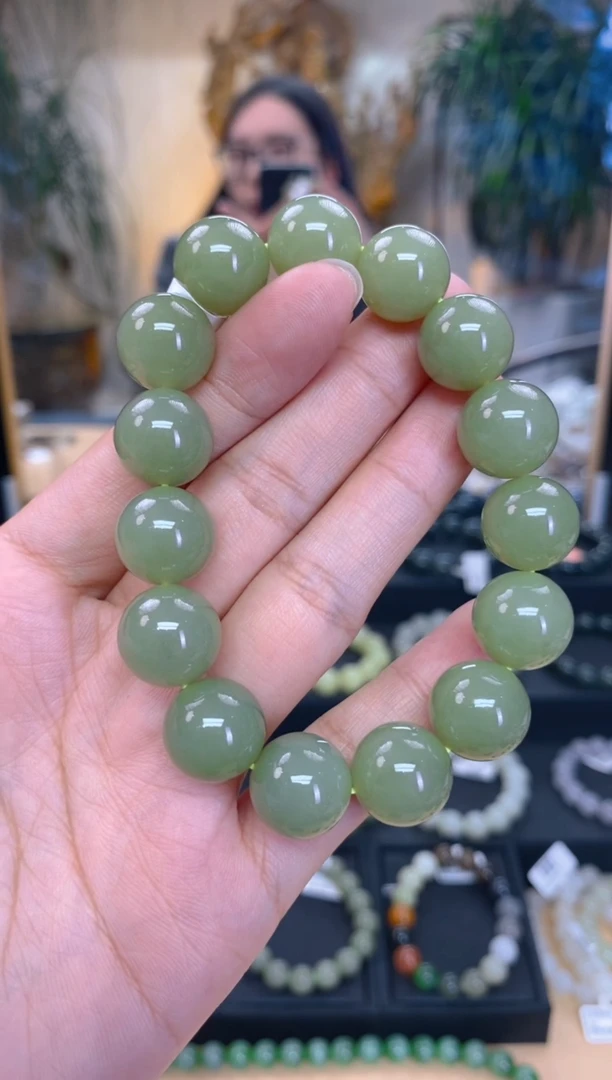 未镶嵌手串和田玉卡14