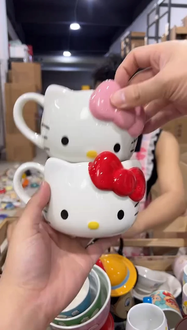 瓷片大号红色加粉色kt头杯2件套