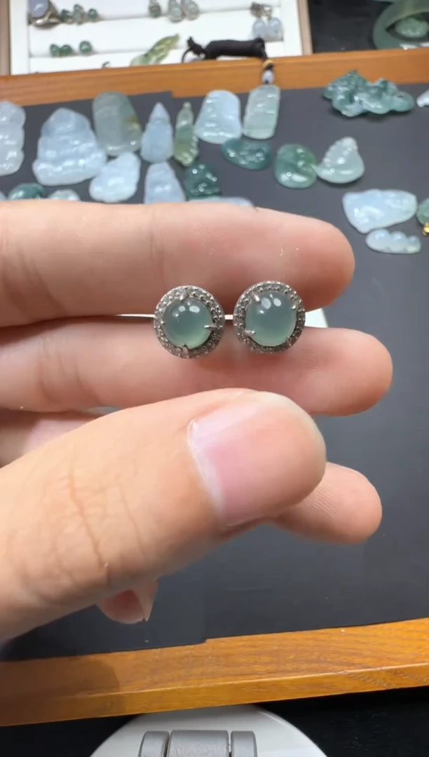 未镶嵌定制翡翠