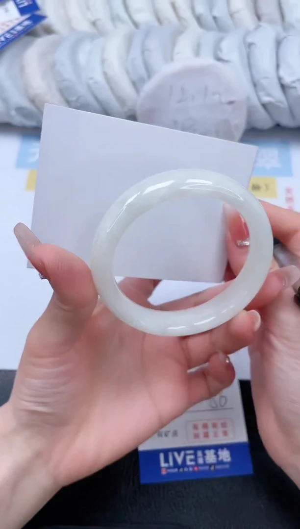 【闪购商品】和田玉手镯未镶嵌T225-56