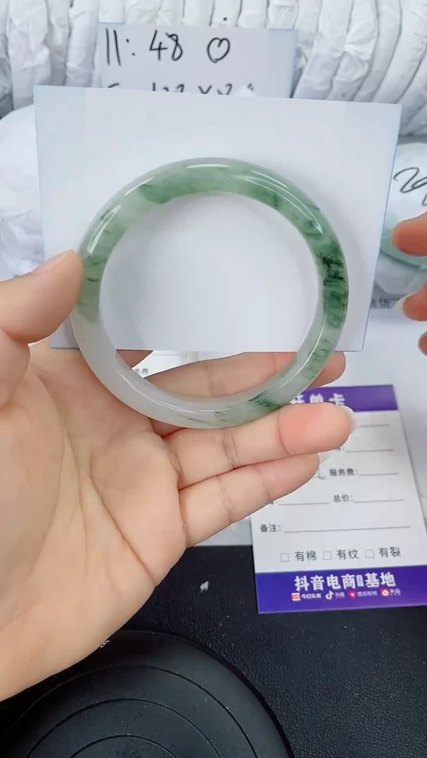 未镶嵌手镯石英质玉77-62/63