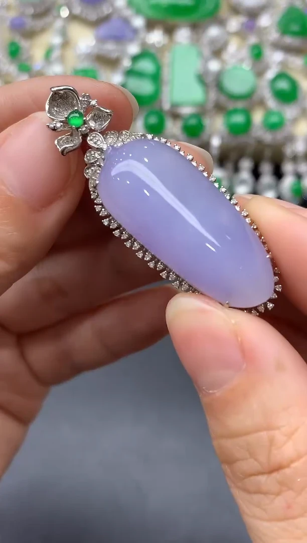 颈饰18K金镶嵌翡翠618-中国好珍宝