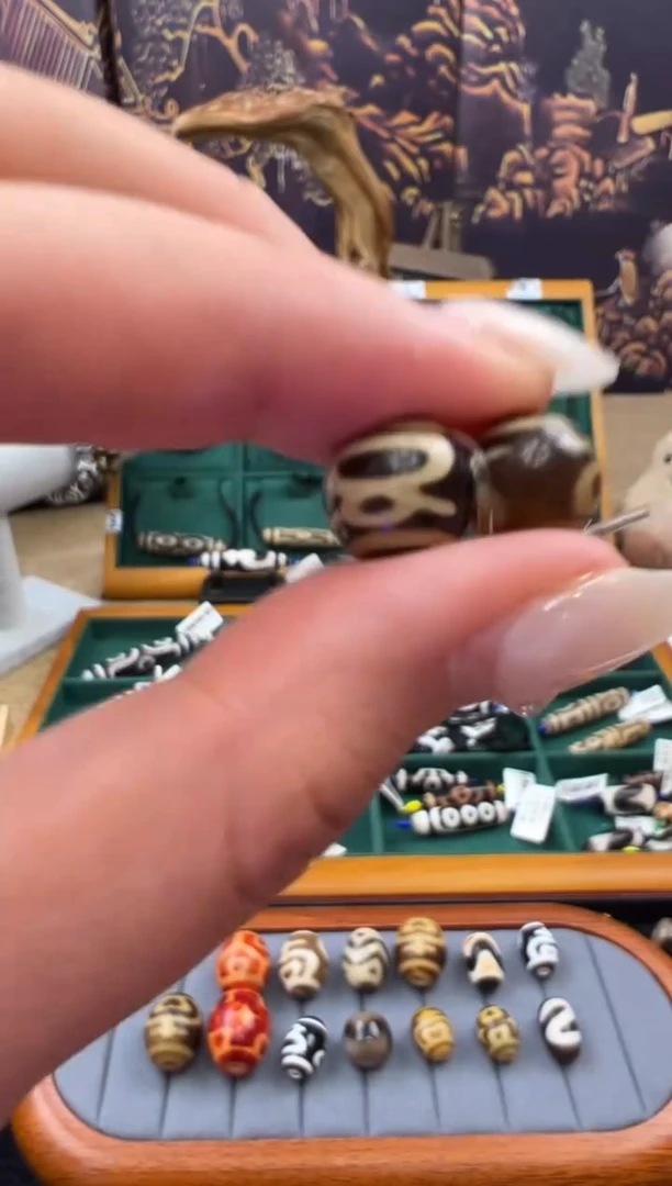 玛瑙/玉髓吊坠(不含链)未镶嵌5.（微瑕随机发货）