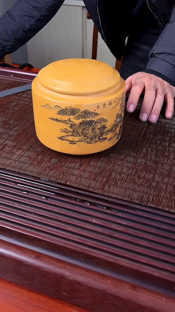 紫砂茶叶罐565644565644654