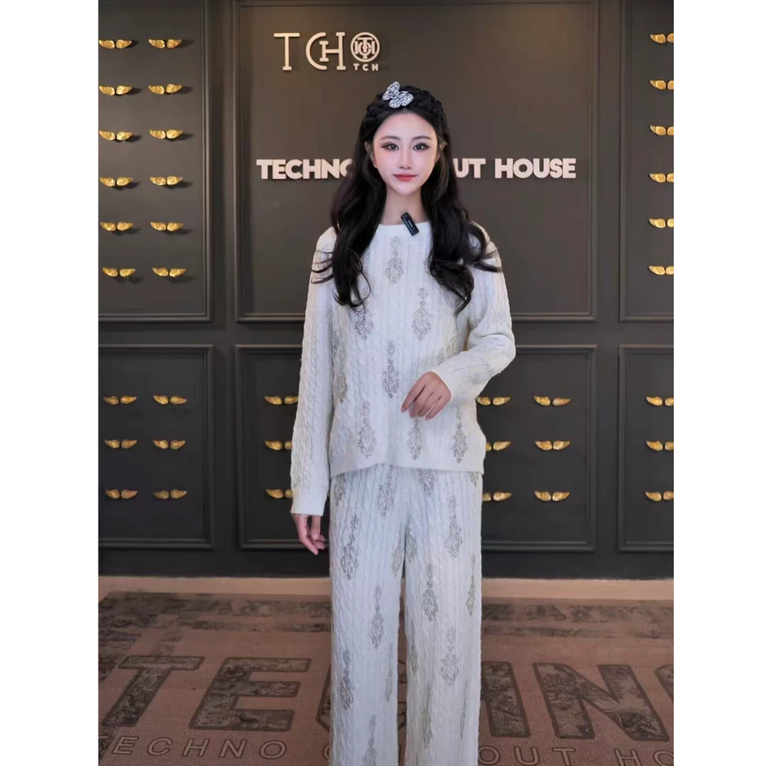 TCH私服烫钻工艺字母群星闪耀炸街针织衫女T75C09E5126轻奢tch