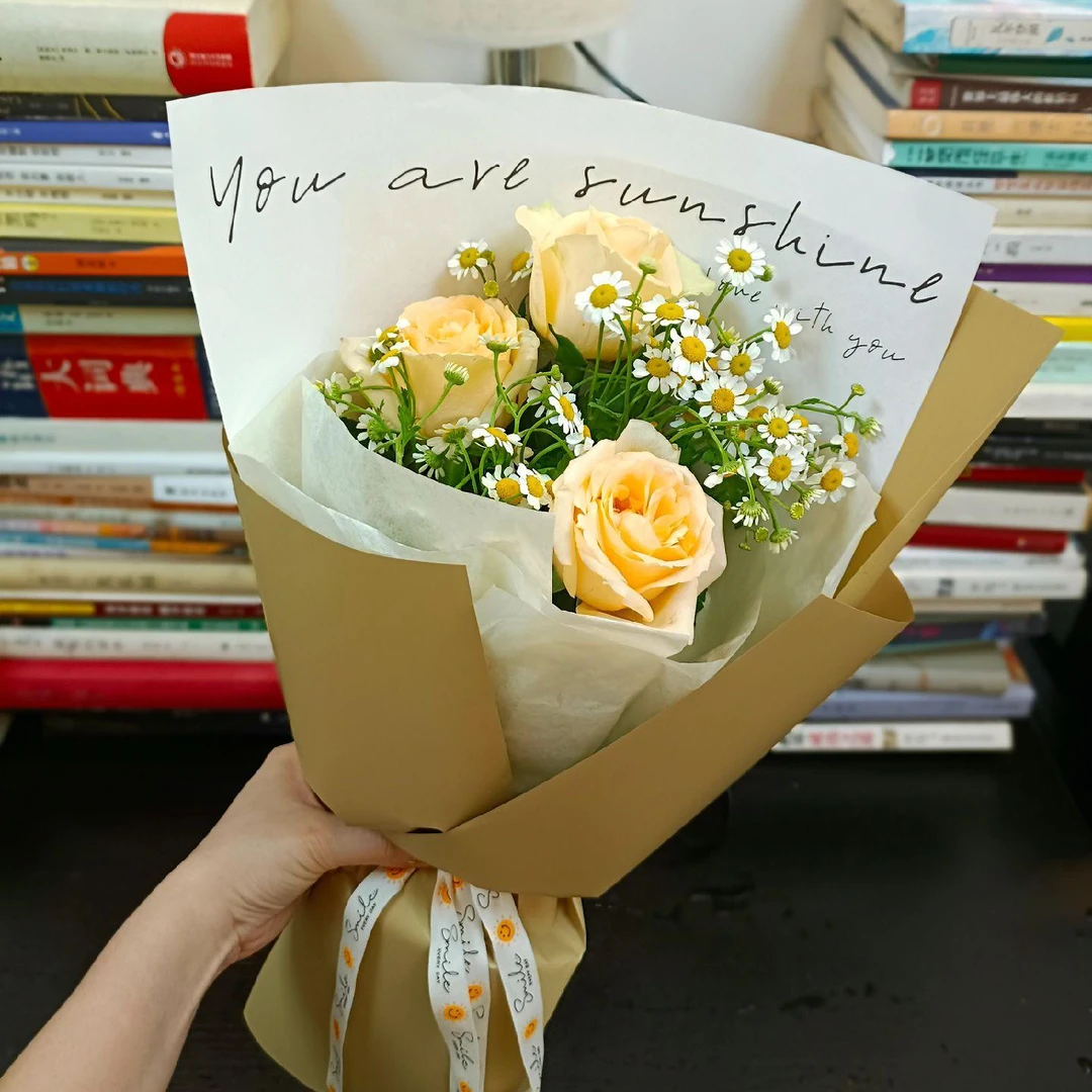 【家居鲜花】3枝香槟混搭白百合瓶插花 简易包装不含瓶花店同城配送