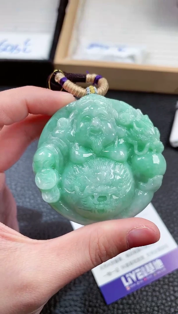 【闪购商品】翡翠颈饰未镶嵌00000759