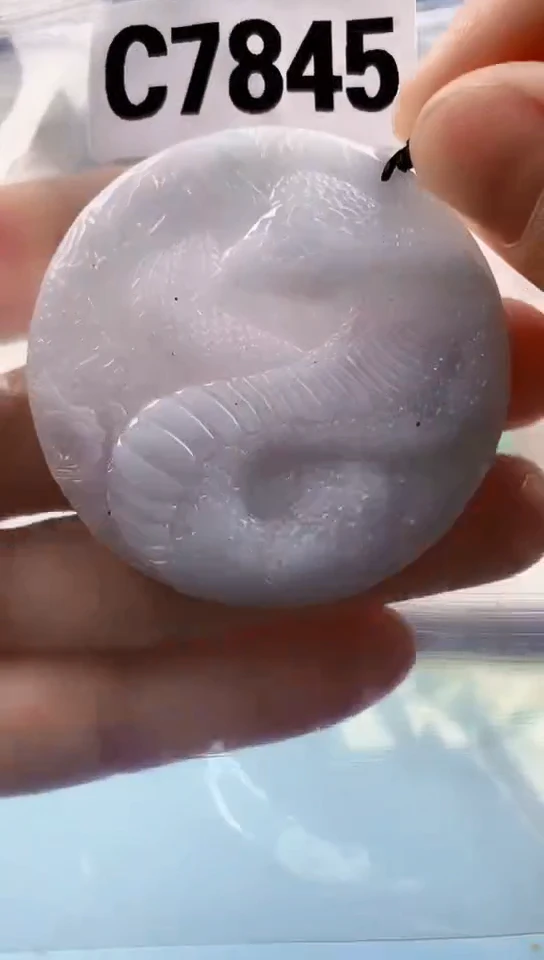 翡翠未镶嵌颈饰天然翡翠吊坠挂件