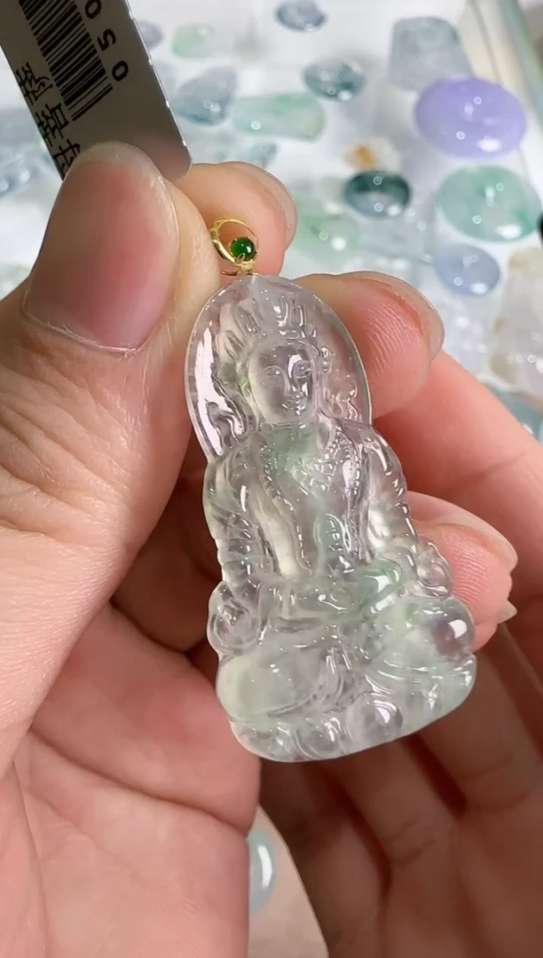 【闪购商品】翡翠吊坠(不含链)18K金镶嵌··