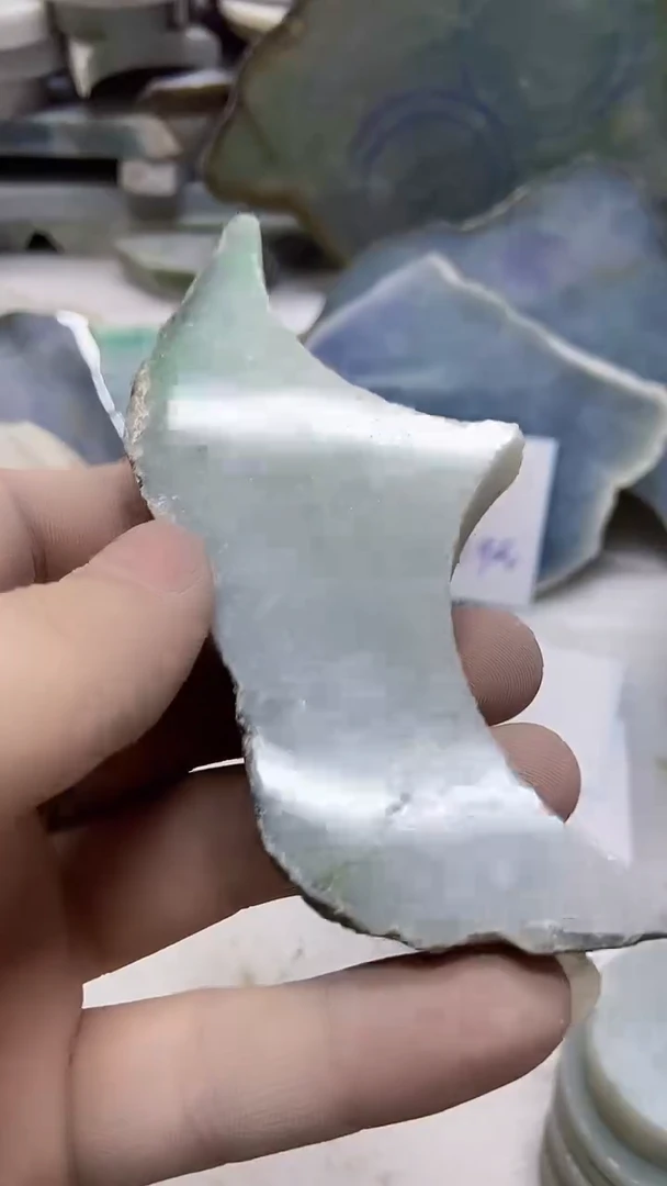 缅甸天然翡翠A货