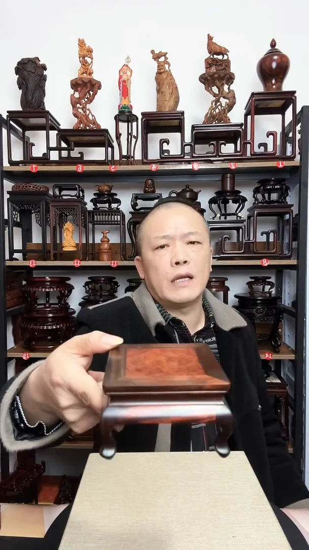 紫砂寒*雪底座木10.5正方