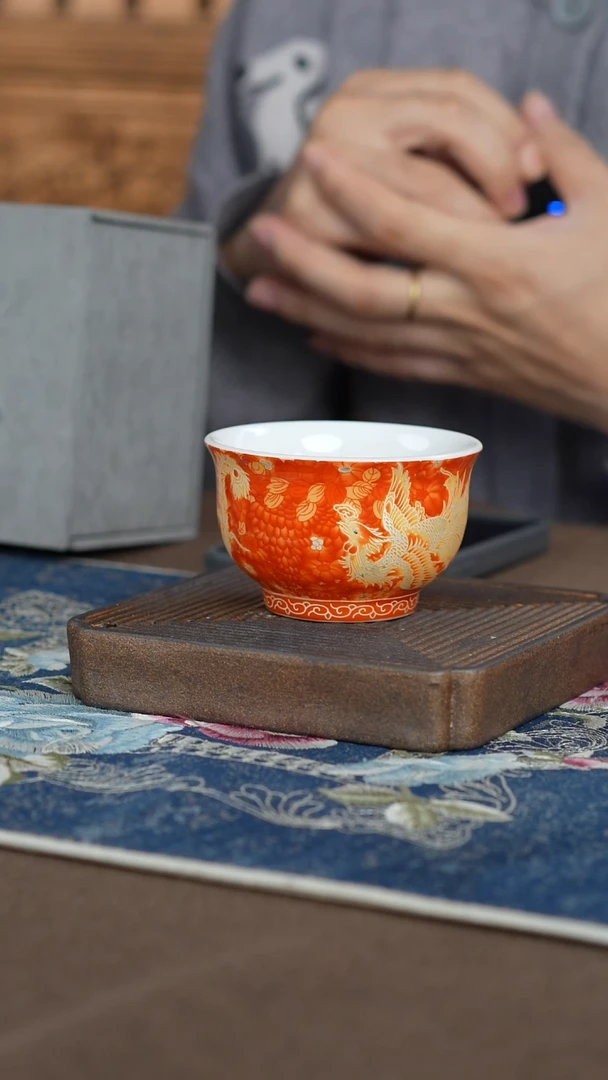 【闪购商品】【红】【白瓷花（凤）杯】【12西泠礼盒】