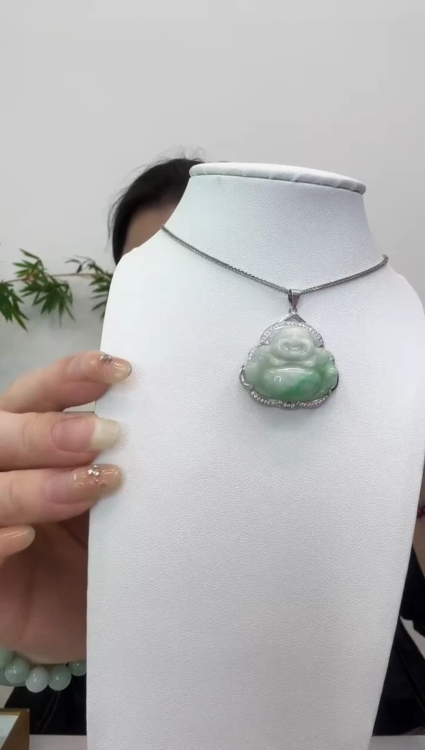 翡翠银S925镶嵌吊坠(赠链)小佛
