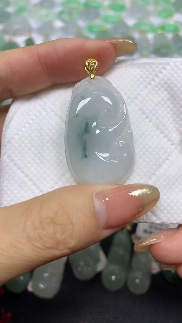 颈饰未镶嵌翡翠A货