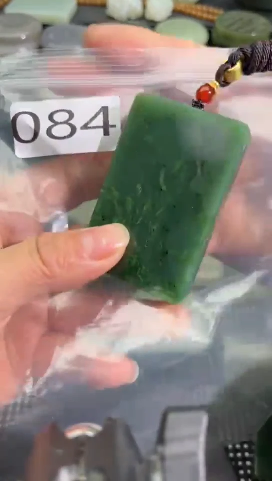 未镶嵌和田玉珠宝半成品牌子