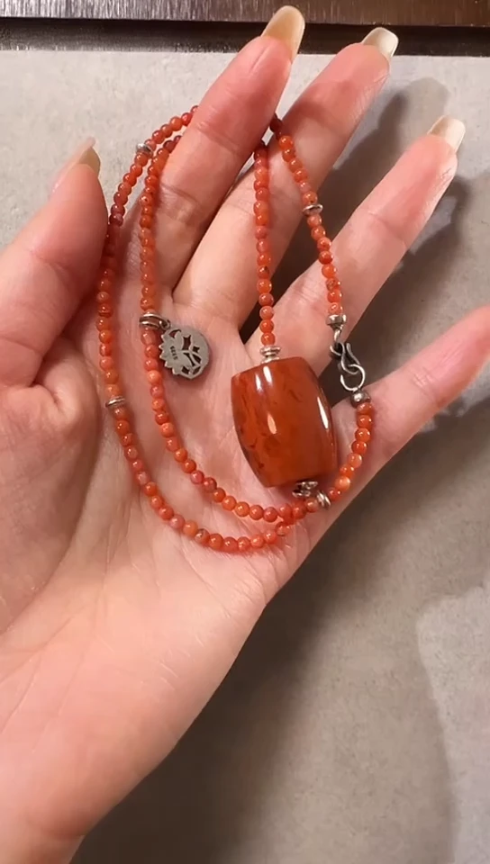 颈饰未镶嵌南红玛瑙11111111