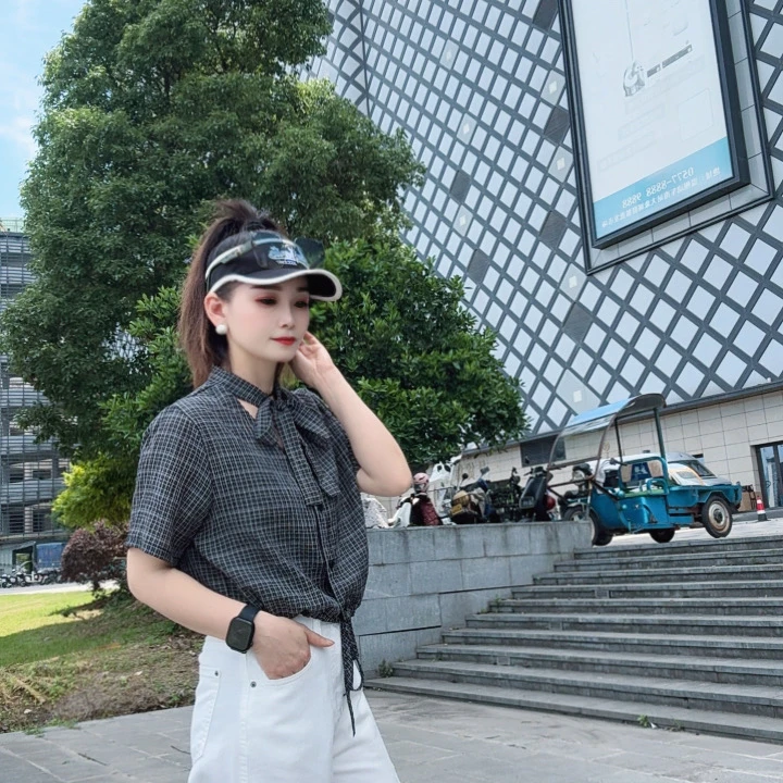 时尚气质飘带短袖格子衬衫夏季百搭洋气上衣