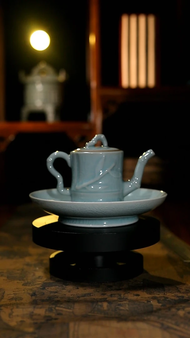 【闪购商品】壶原矿青绿釉大竹节壶