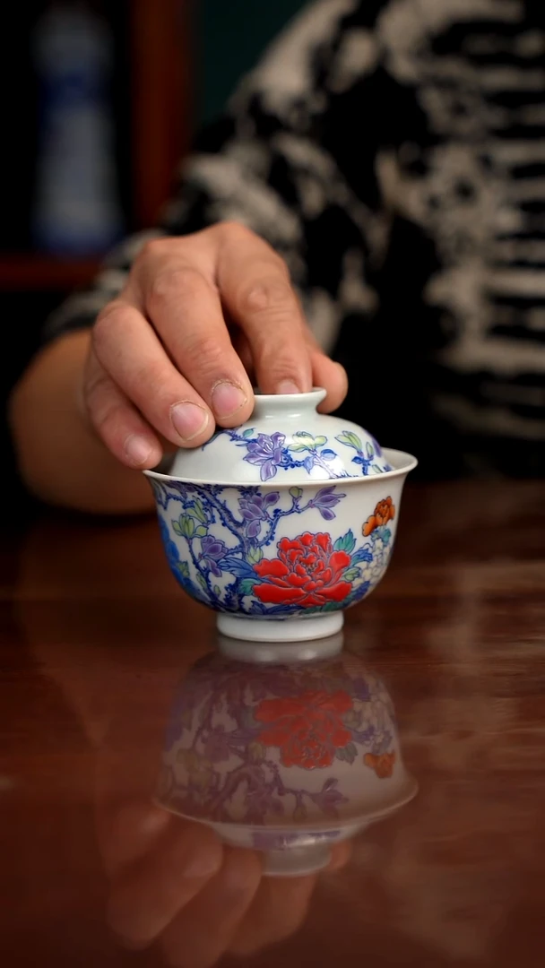 空山明月新斗彩玉兰牡丹