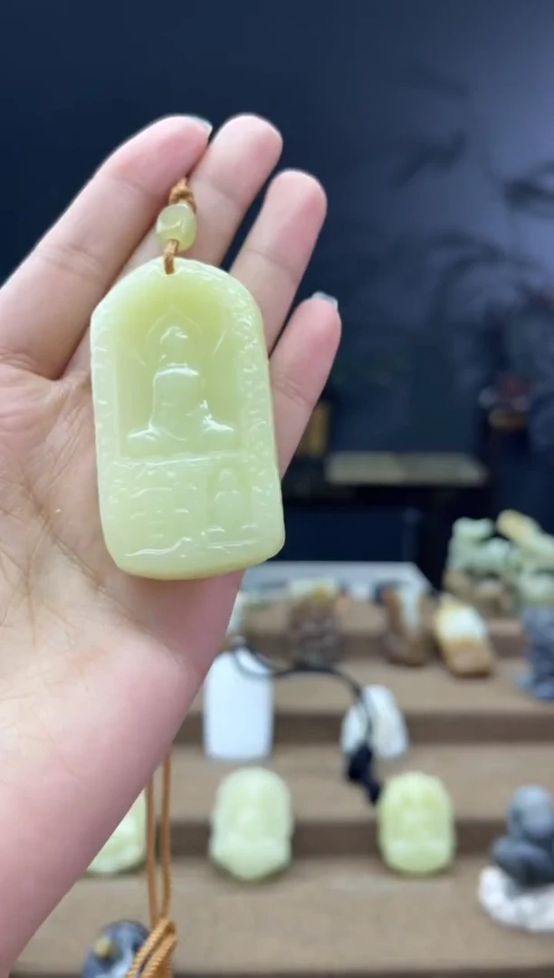 颈饰未镶嵌和田玉1