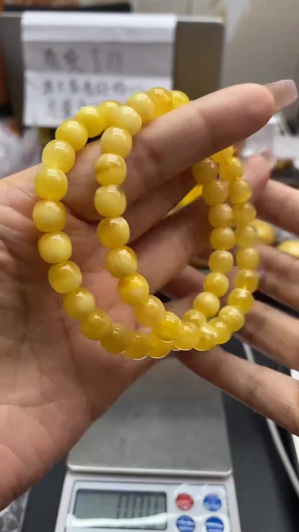 琥珀未镶嵌珠宝奇石1573多样性发其一