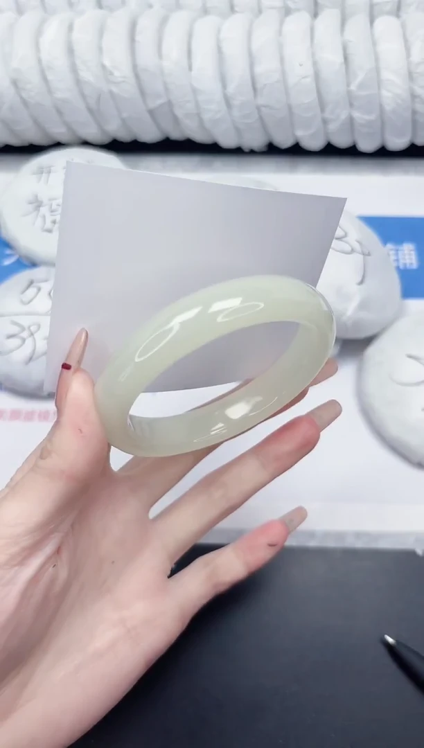 未镶嵌手镯石英质玉58-62.2FMS