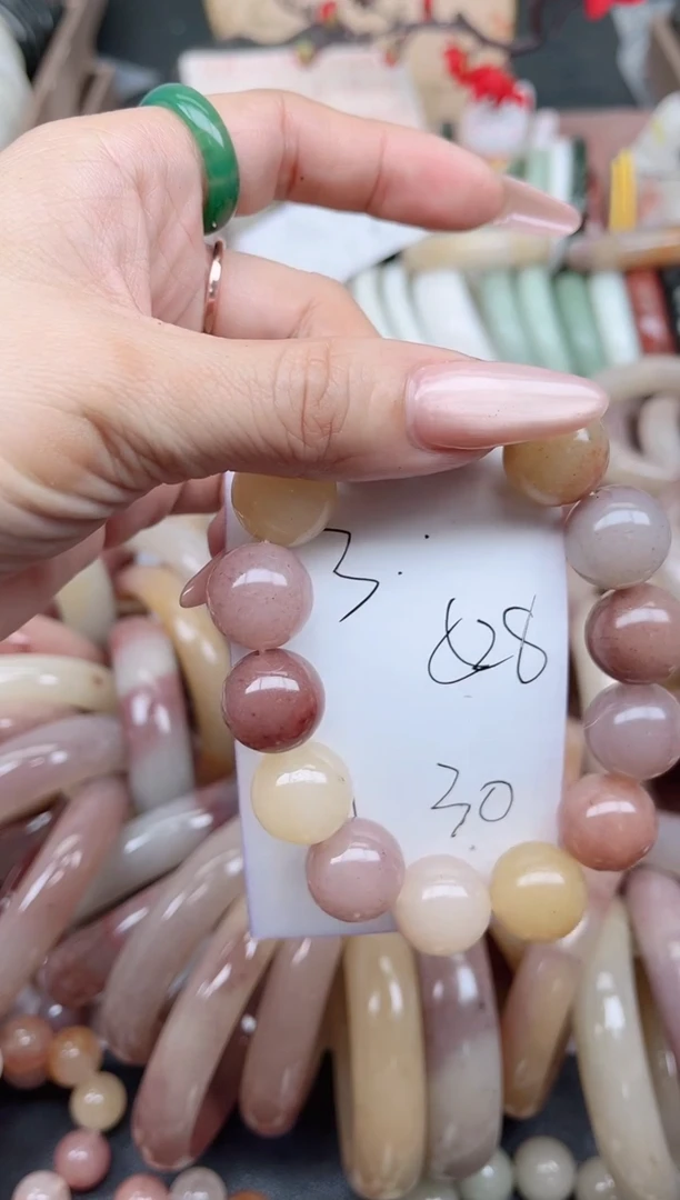 未镶嵌手镯石英质玉528