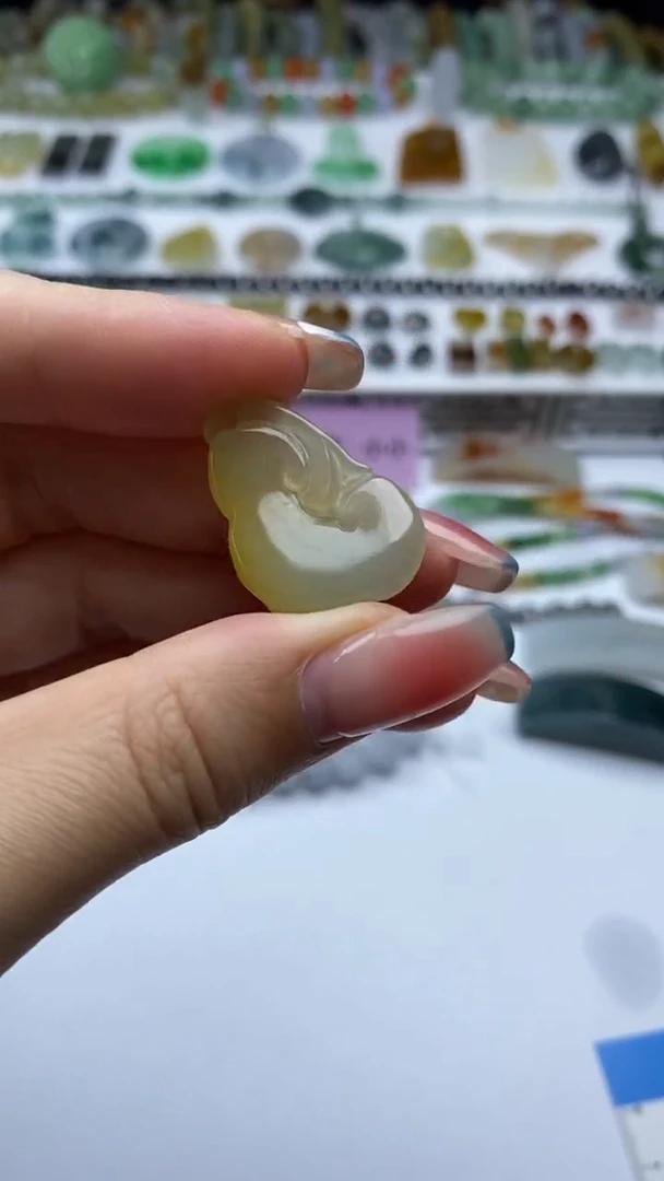 未镶嵌挂件翡翠翡翠