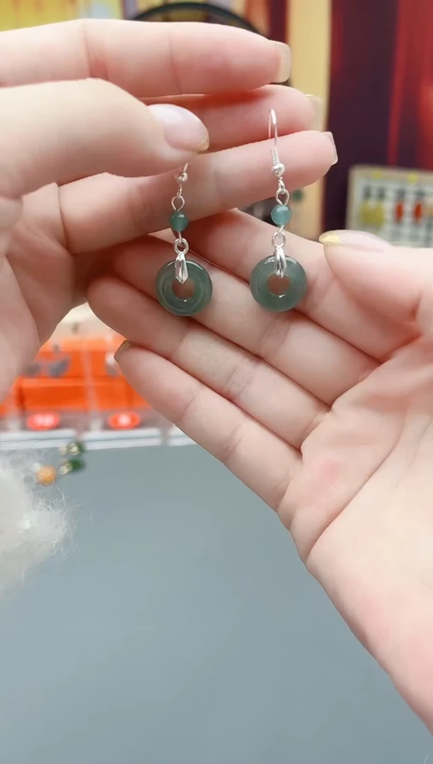 未镶嵌翡翠耳饰M08