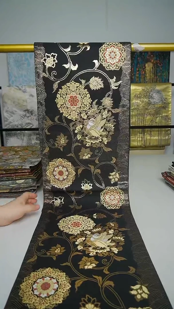 织绣织锦30宝象花