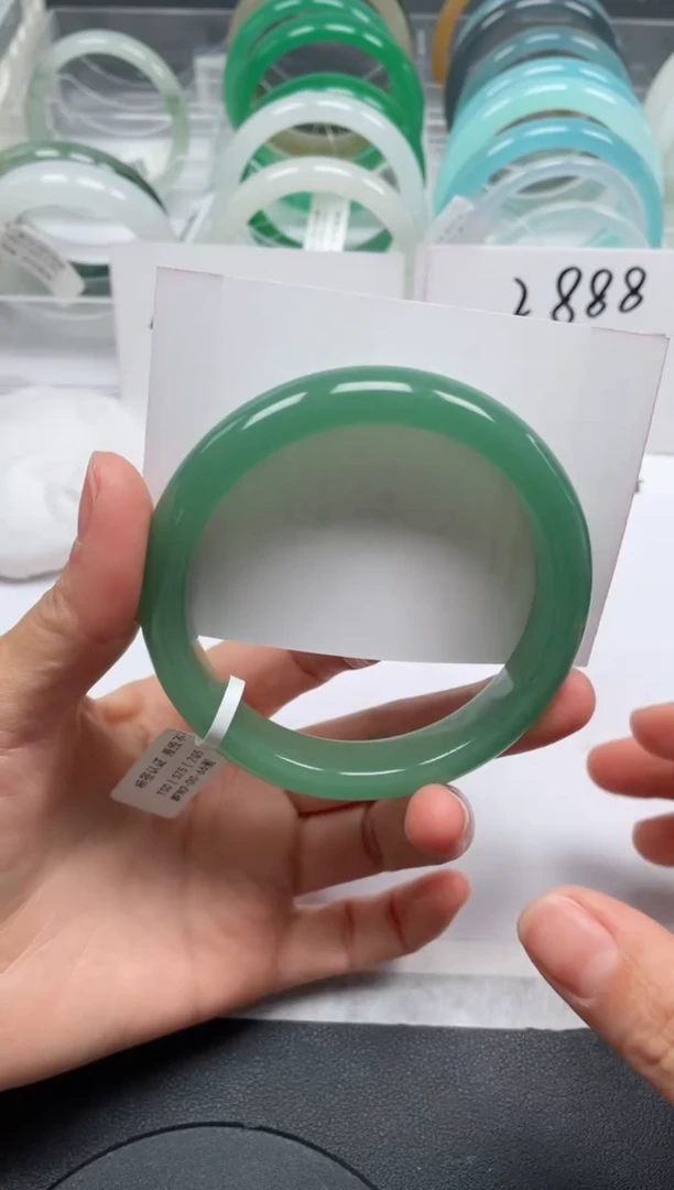 【闪购商品】石英质玉手镯未镶嵌59号/手镯/多人