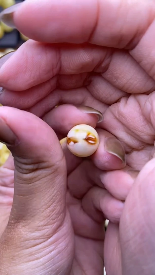 裸石琥珀未镶嵌大小姐珠宝45