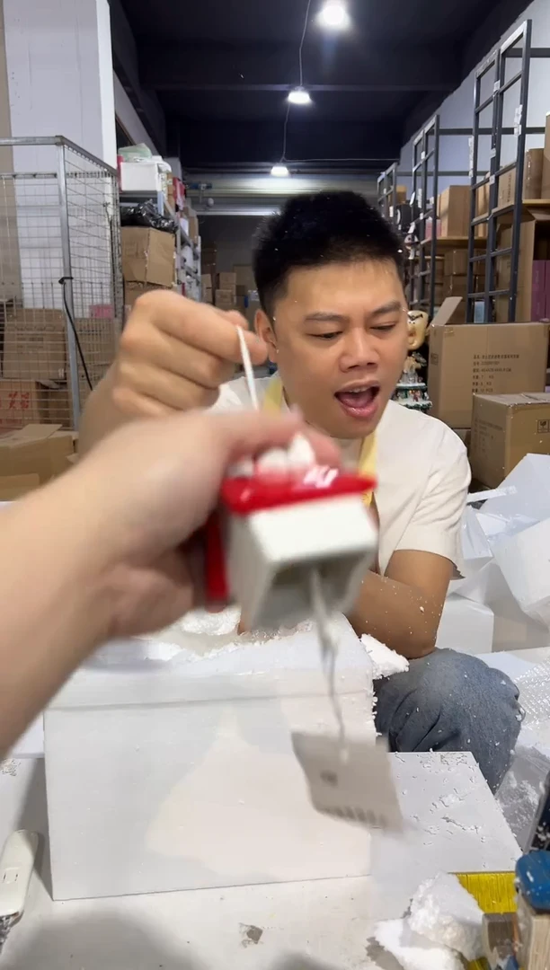 瓷片史努比红房子风铃