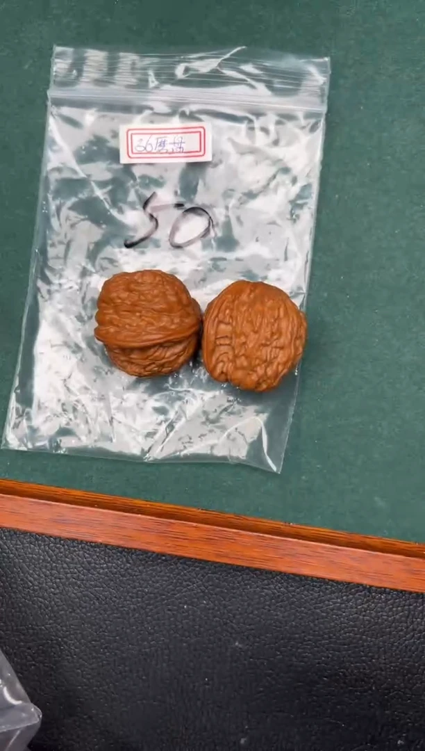 文玩核桃把件36磨盘