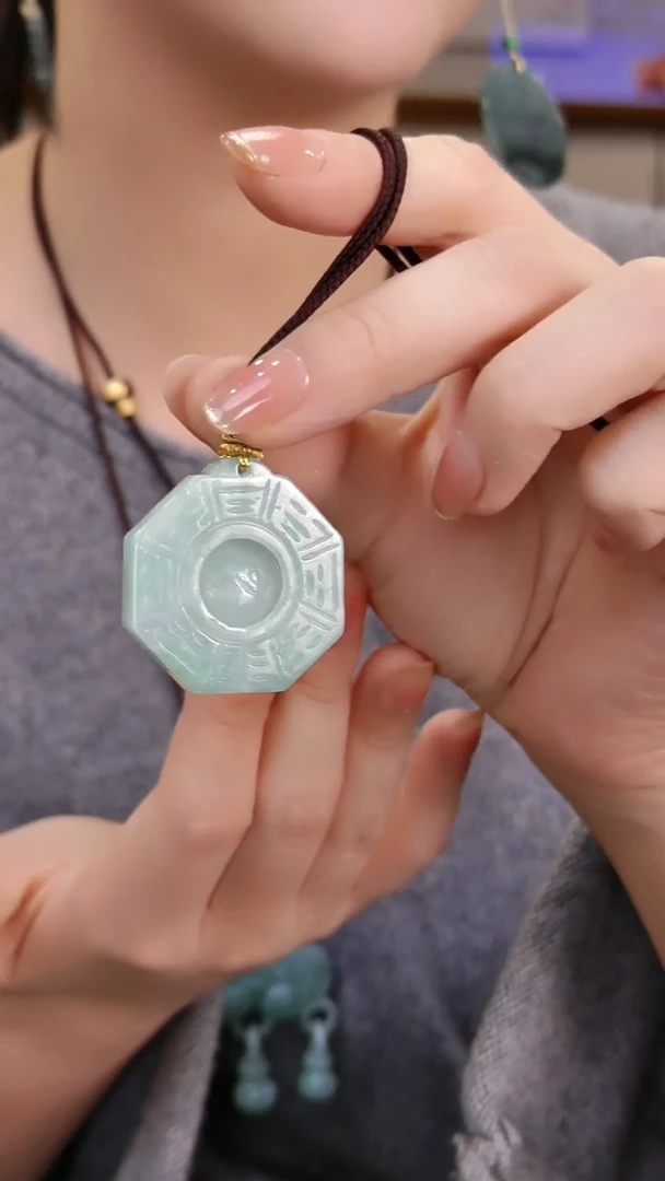 颈饰未镶嵌翡翠国风