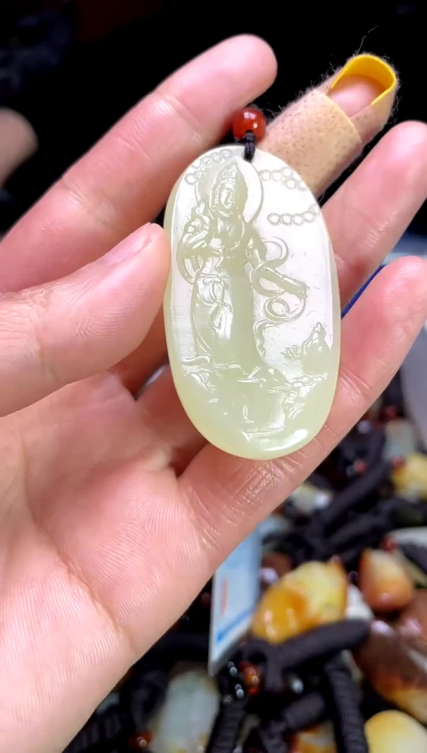 【闪购商品】和田玉颈饰未镶嵌1