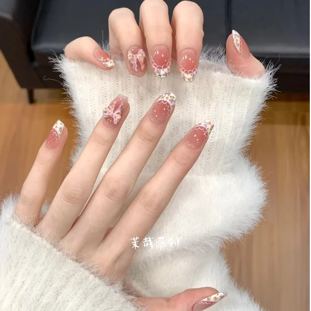 茉哉V【春日小花】纯手工定制美甲拆卸穿戴甲A3597