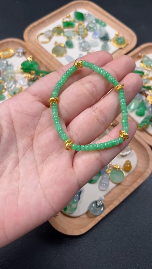 翡翠足金镶嵌套链多样性    发货一条    P266