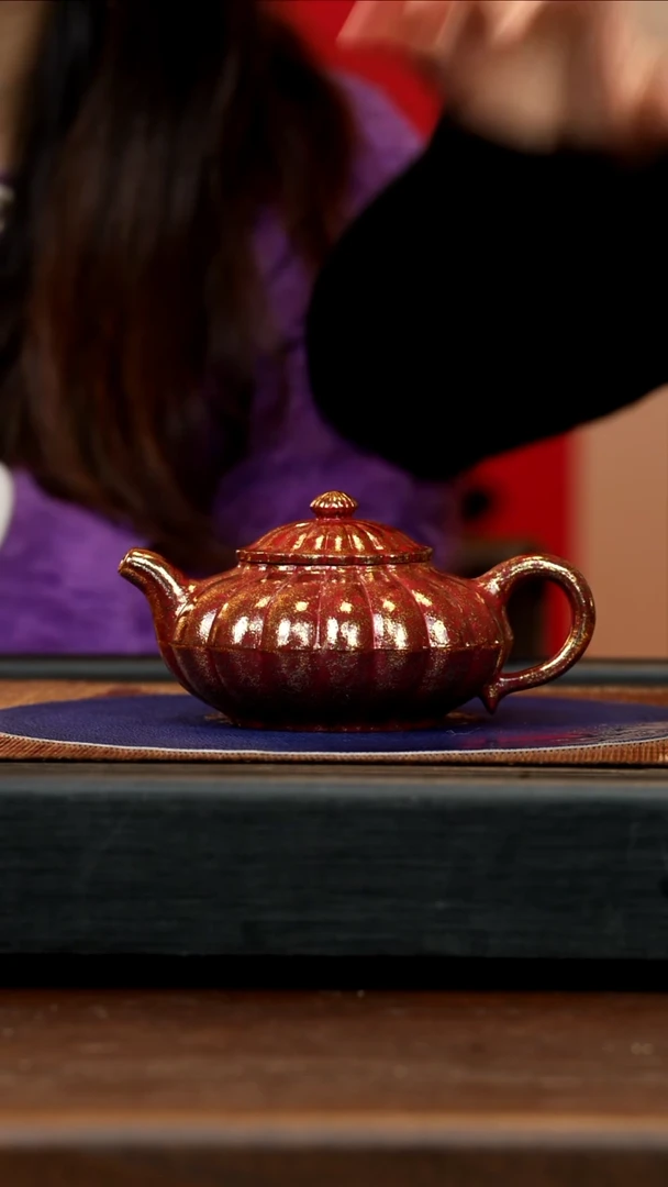【闪购商品】紫砂茶壶WXJ 朱泥 海棠 300cc