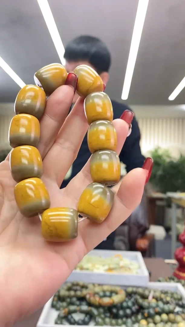 【闪购商品】透闪石质玉手串未镶嵌手串