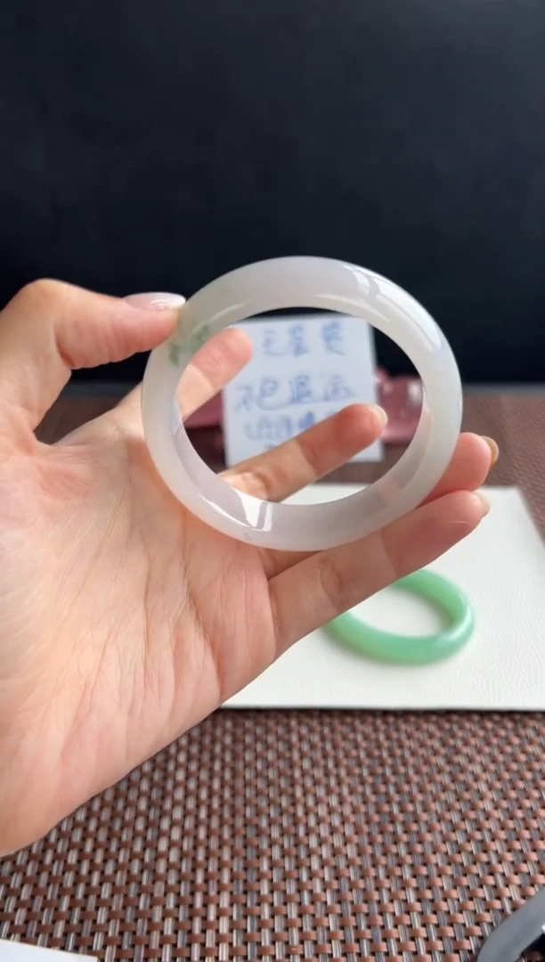 未镶嵌手镯翡翠47号58.*15.2*8.0