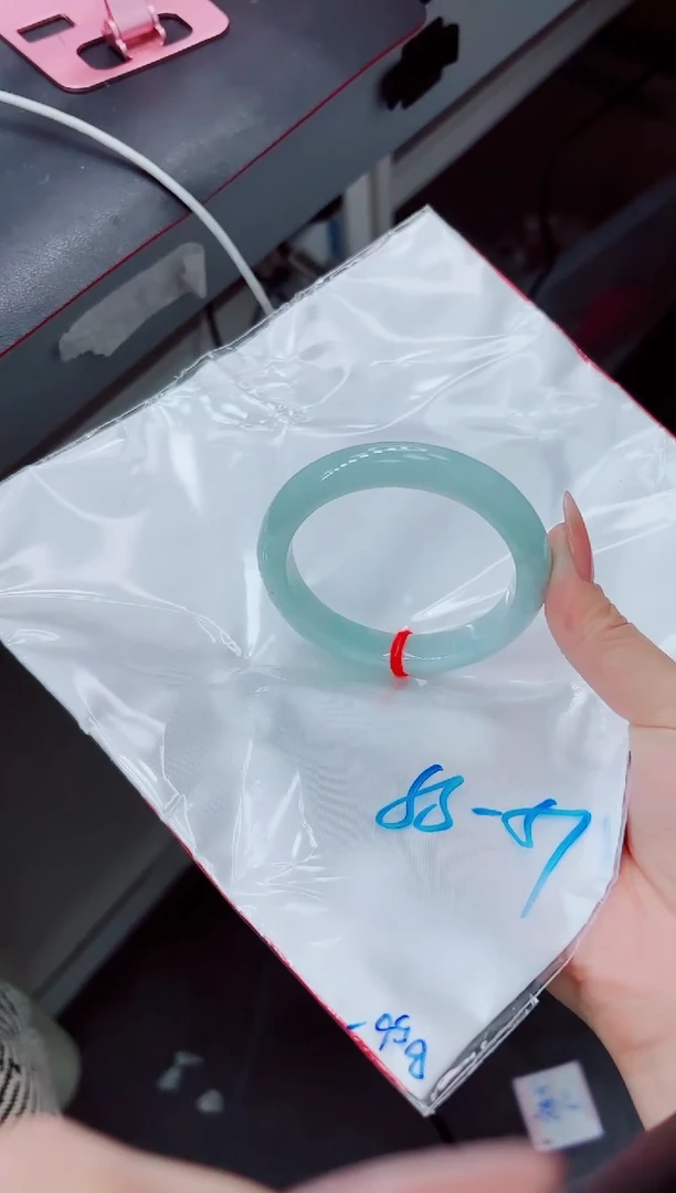 【闪购商品】翡翠手镯未镶嵌00000000
